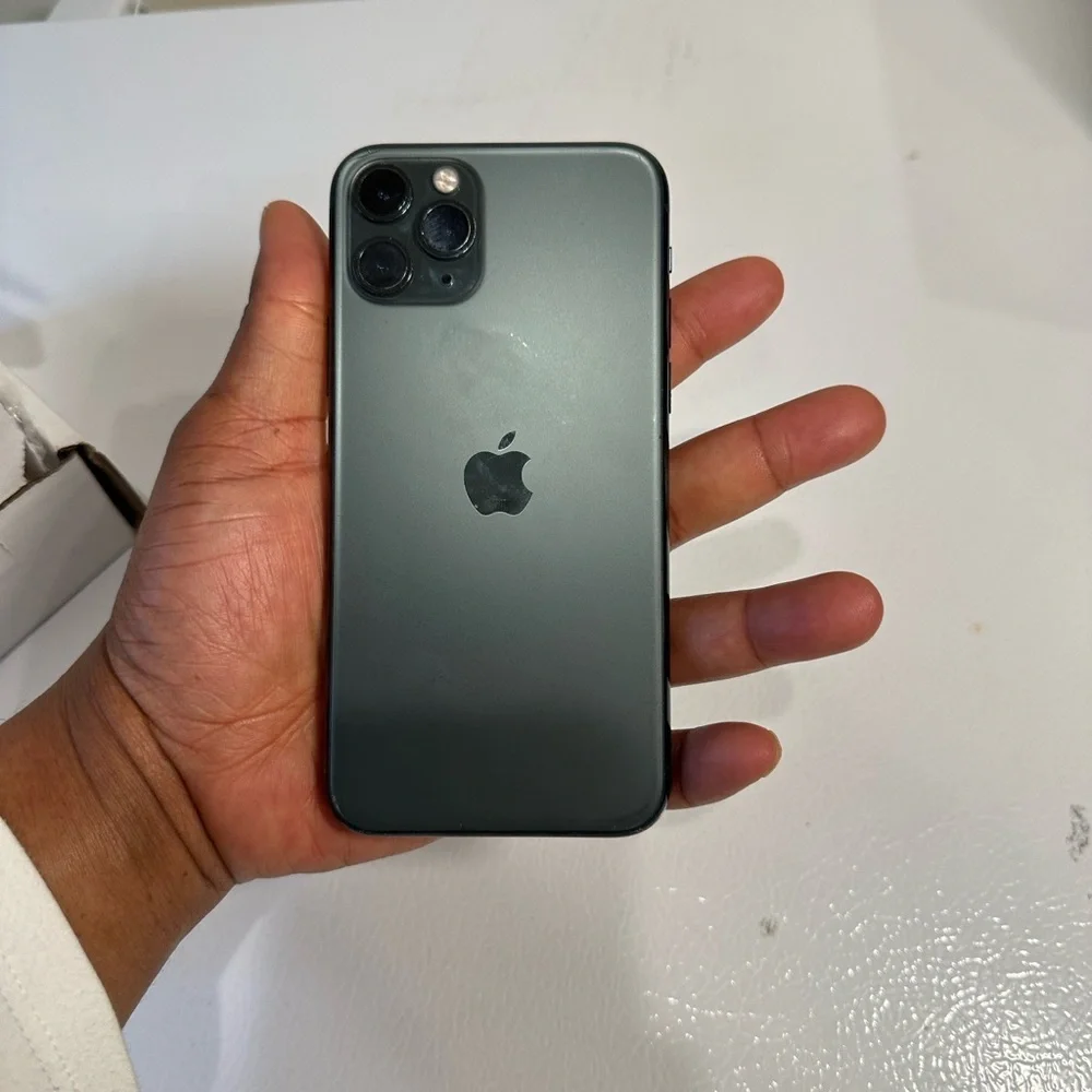 Black Smartphone iPhone 11 Pro 256gb unlocked